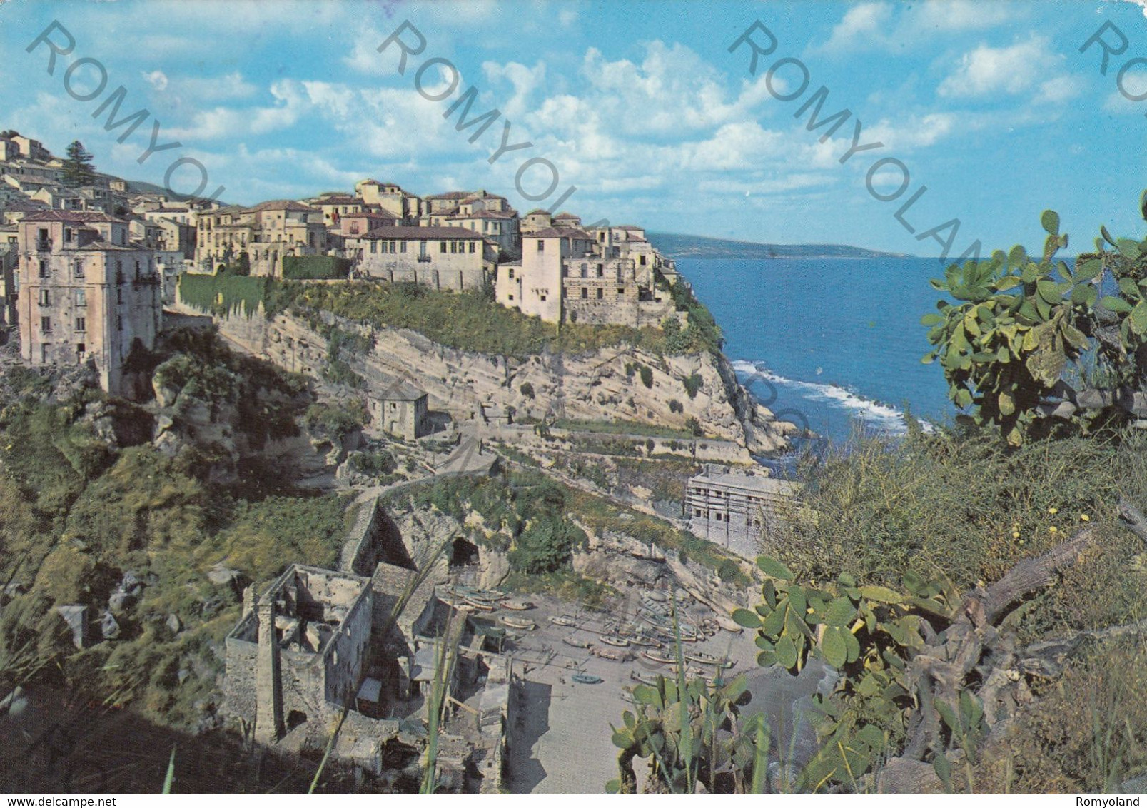 CARTOLINA  PIZZO,VIBO VALENTIA,CALABRIA,SCORCIO PANORAMICO,MARE,SOLE,ESTATE,BELLA ITALIA,MEMORIA,CULTURA,VIAGGIATA - Vibo Valentia