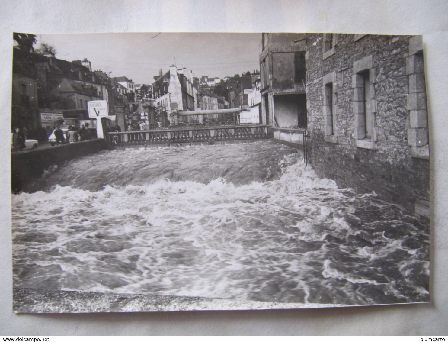 Non CPA - PHOTO - QUIMPERLE - INONDATIONS DU 15/2/1974 - Format : 18 X 12 Cm - Quimperlé