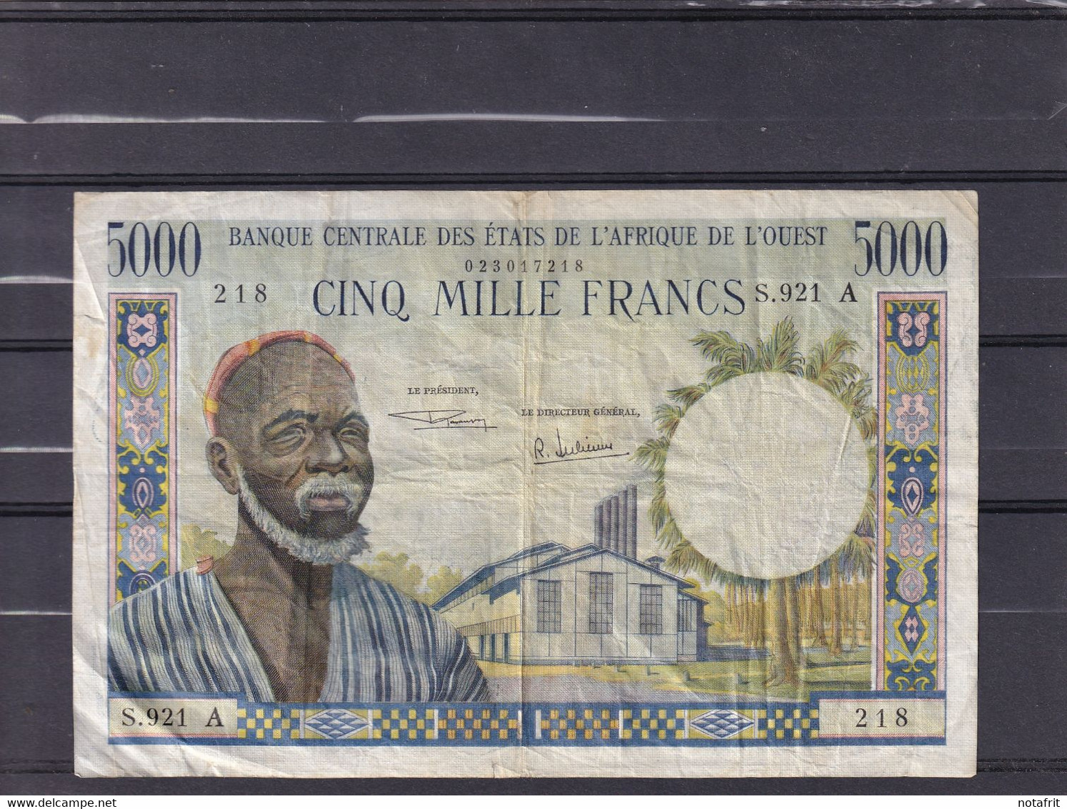 AOF West African States Ivory Coast  Cote D'ivoire 5000 Fr  Sign 6 - West African States