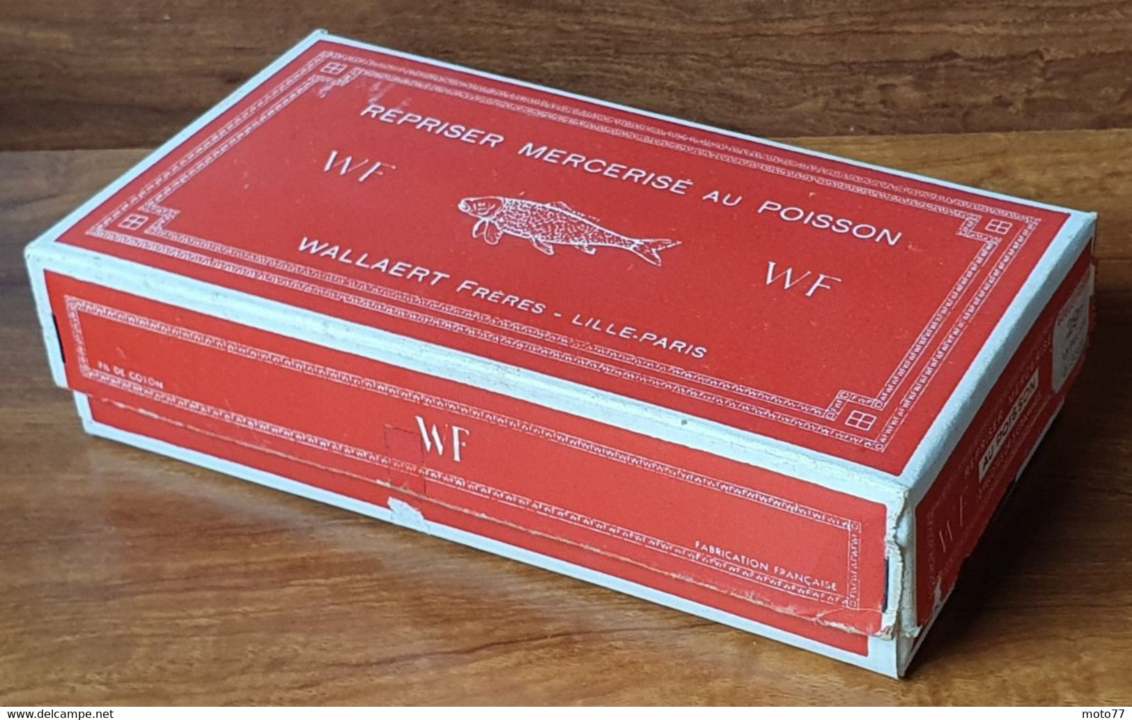 Ancienne Boite Carton - Publicité Mercerie WF Au POISSON - Etiquette Pelotes MARRON - Etiquette GOULET TURPIN Vers 1950 - Boîtes