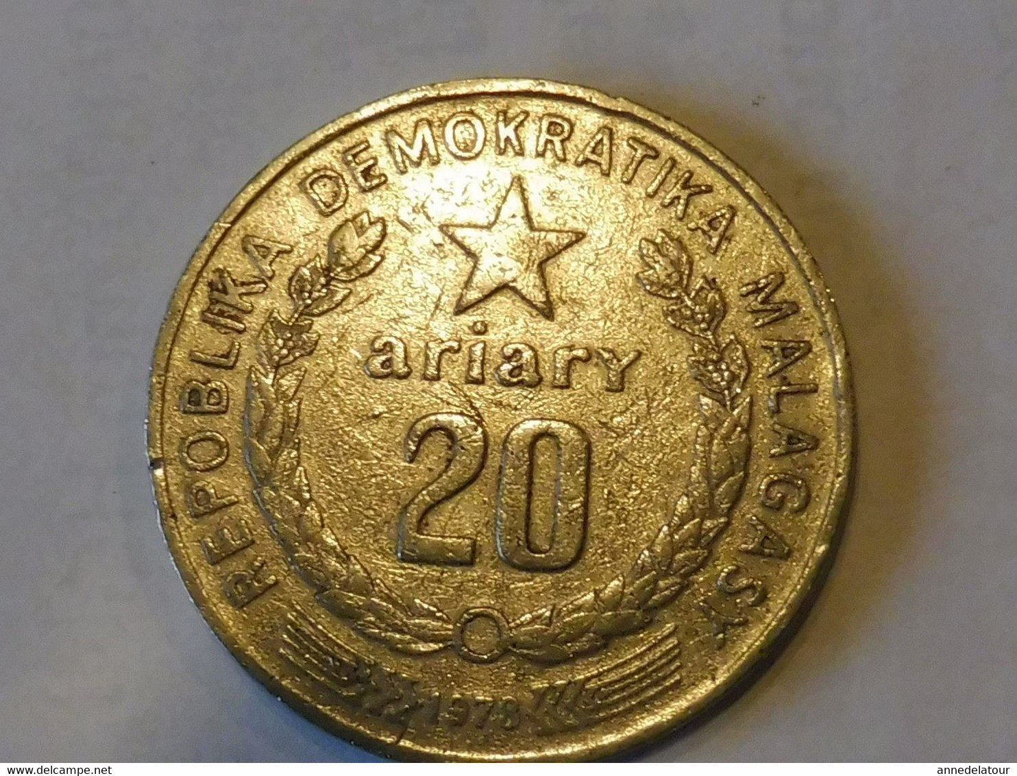 Pièce De Monnaie 20 Ariary  Année 1978  REPOBLIKA DEMOKRATIKA MALAGASY (Madagascar) - Madagascar