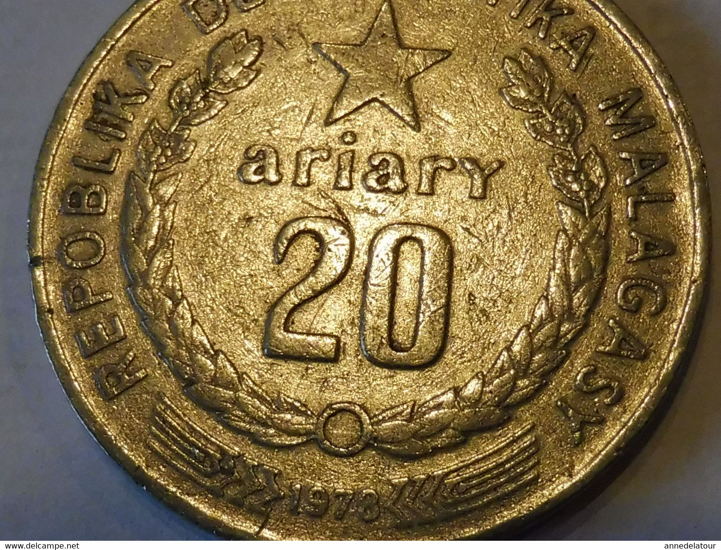 Pièce De Monnaie 20 Ariary  Année 1978  REPOBLIKA DEMOKRATIKA MALAGASY (Madagascar) - Madagascar