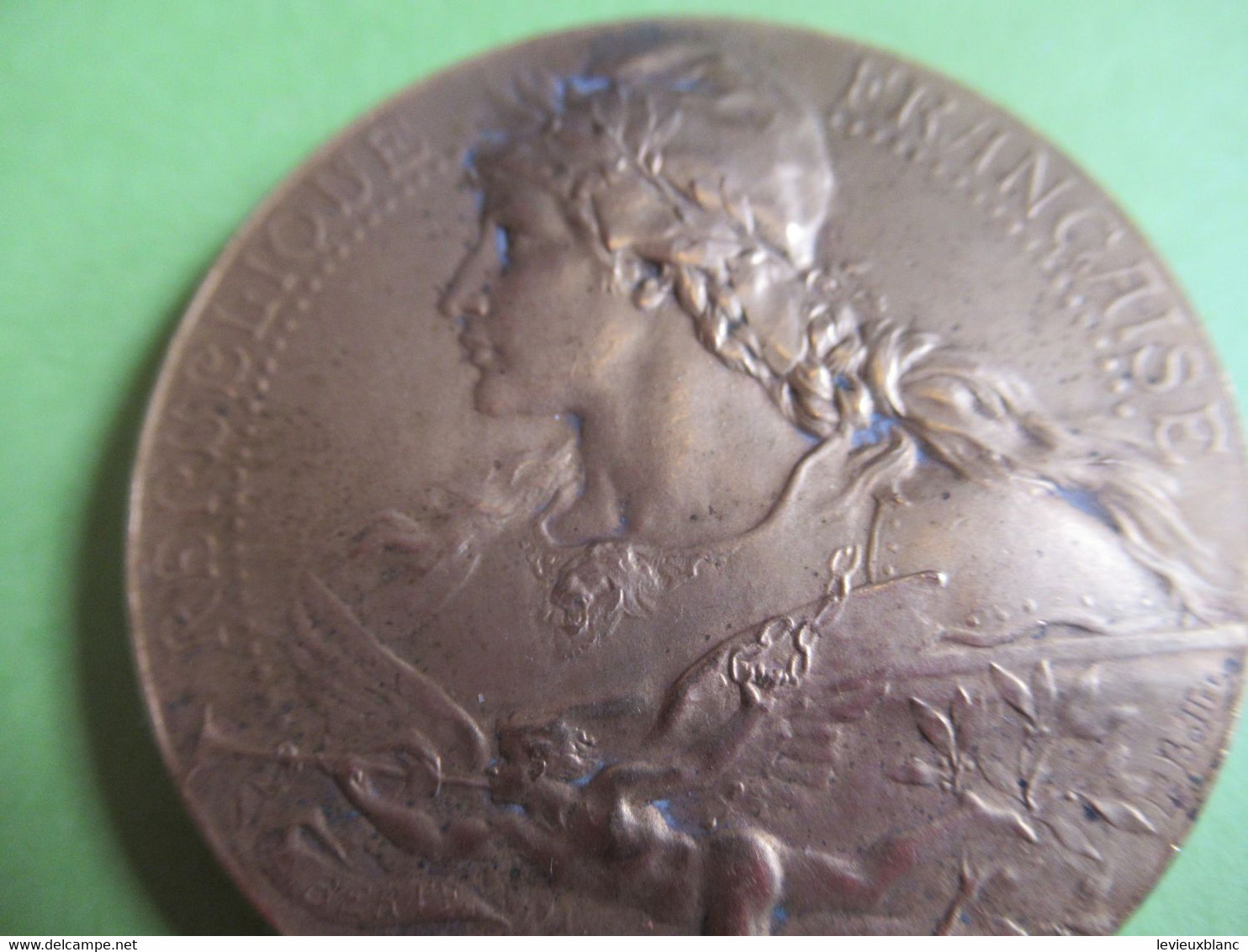 Médaille De Table/ République Française/Concours/non Attribuée/ Liberté/Bronze Doré/Vers 1880-1900    MED395 - Firma's