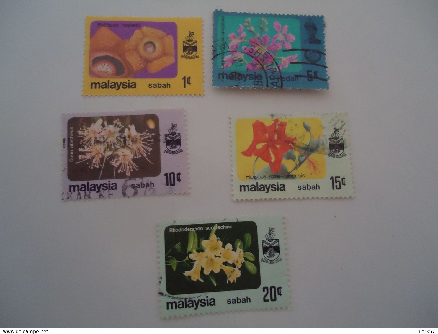 SABAH   MALAYSIA USED STAMPS FLOWERS - Sabah