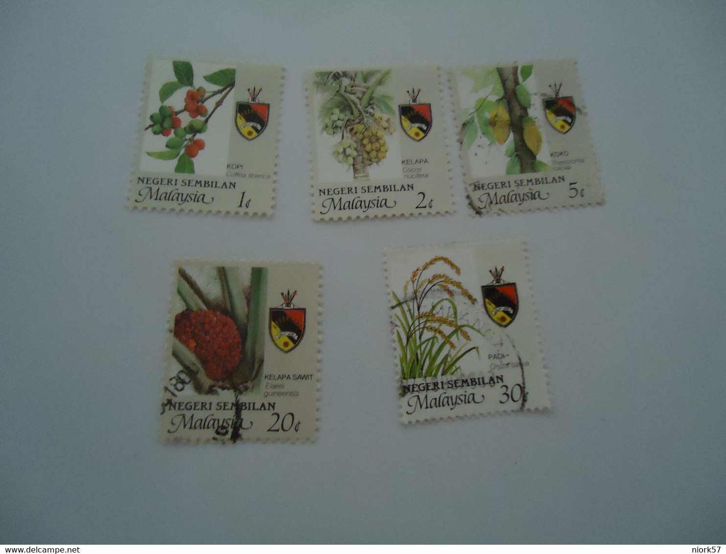 NEGRI SEMBILAN   MALAYSIA USED STAMPS FLOWERS - Negri Sembilan