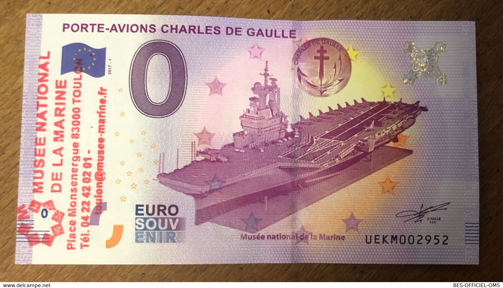 2017 BILLET 0 EURO SOUVENIR DPT 83 PORTE-AVIONS CHARLES DE GAULLE + TAMPON N°1 ZERO 0 EURO SCHEIN BANKNOTE MONEY BANK - Pruebas Privadas