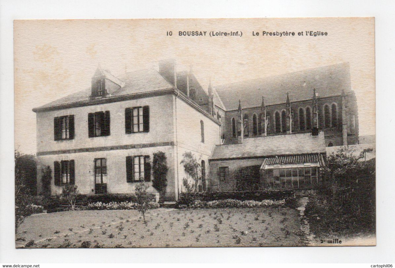 - CPA BOUSSAY (44) - Le Presbytère Et L'Eglise - Edition Chapeau N° 10 - - Boussay