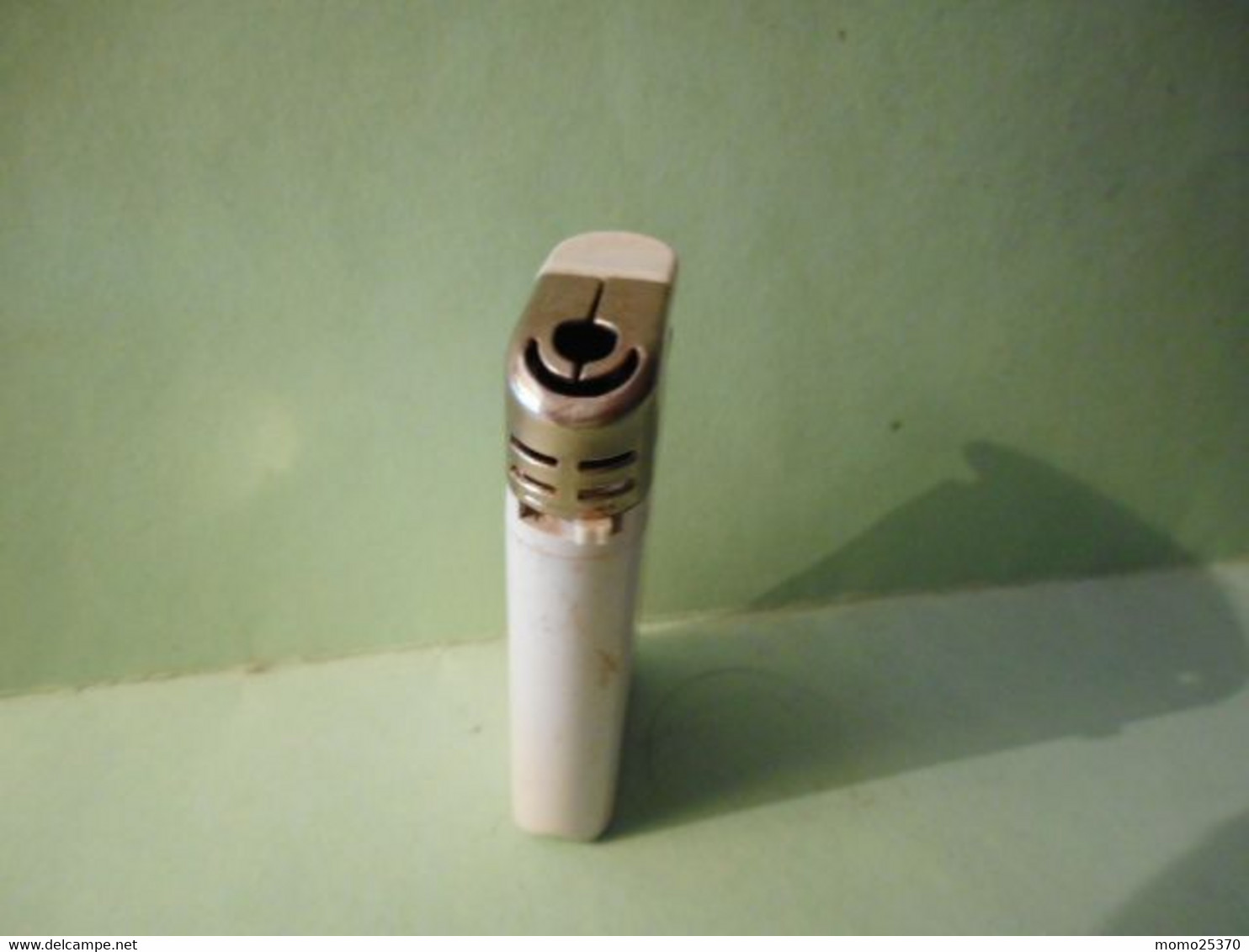 BRIQUET MARLBORO LIGHTER Feuerzeug ENCENDEDOR ACCENDINO AANSTEKER 打火机 Léttari Ljusare  αναπτήρας Sytytin Vžigalnik - Autres & Non Classés