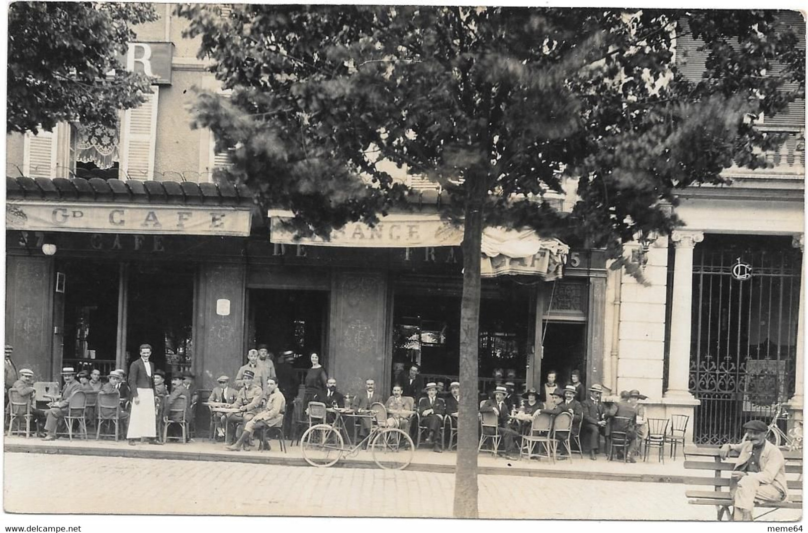 03 . MOULINS  --  CARTE PHOTO CAFE DE FRANCE Maison Jacques KIBIER  --  35 PLACE D' ALLIER --  Tel 0.26 - A Identifier