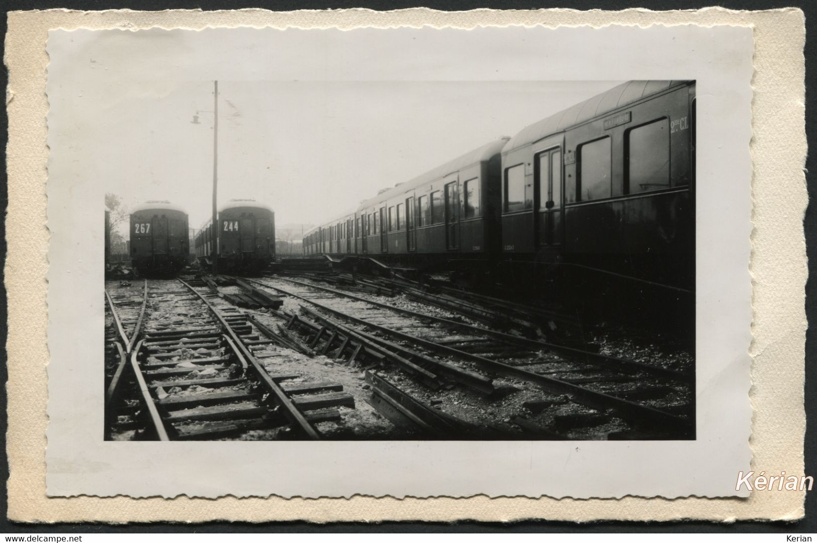 Photo Format 125 X 83  Sur Support CPA Légendée Au Dos " 7.11.1937 ETAT Nouvelle Voiture Du Métro Ligne Paris Sceaux " - Metro