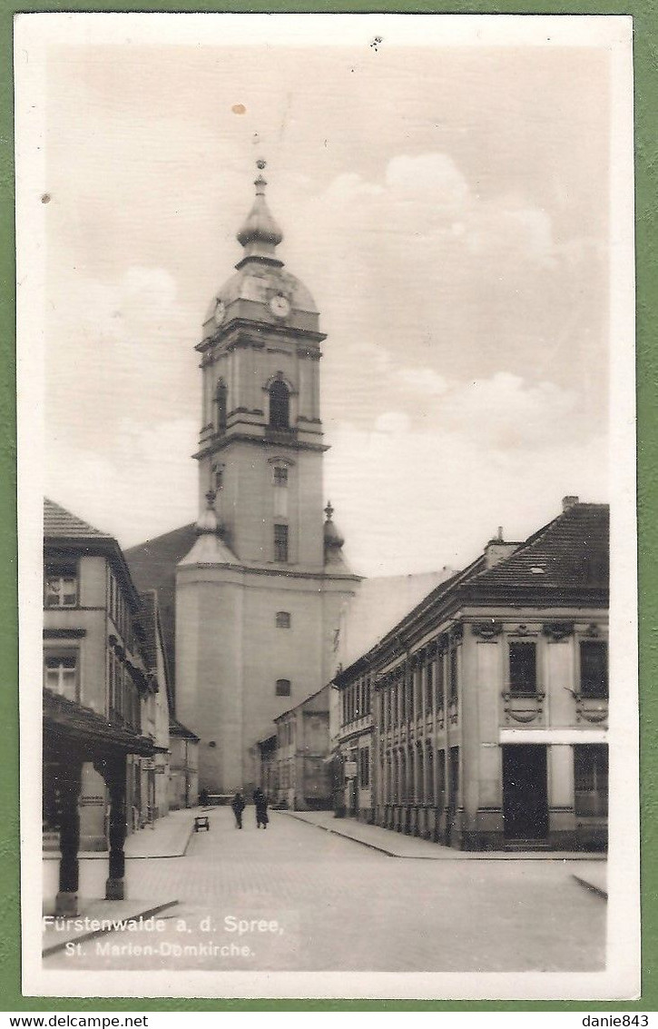 CPSM Type Carte Photo Vue Rare - ALLEMAGNE - FÜRSTERNWALDE A. D. Spree - St. MARIEN-DAMKIRCHE - Petite Animation - Fuerstenwalde