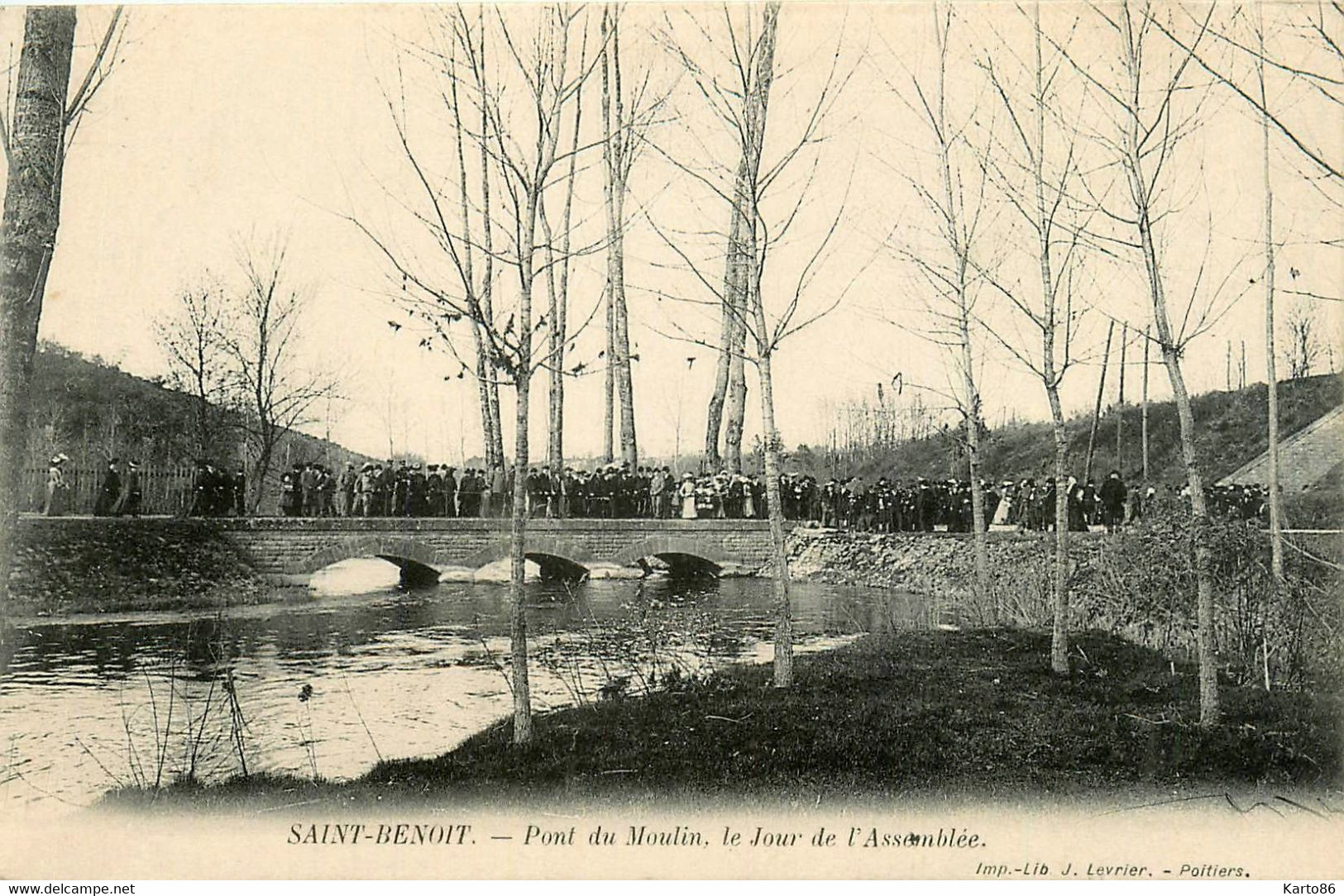 St Benoit * Le Pont Du Moulin , Le Jour De L'assemblée * Défilé - Saint Benoit