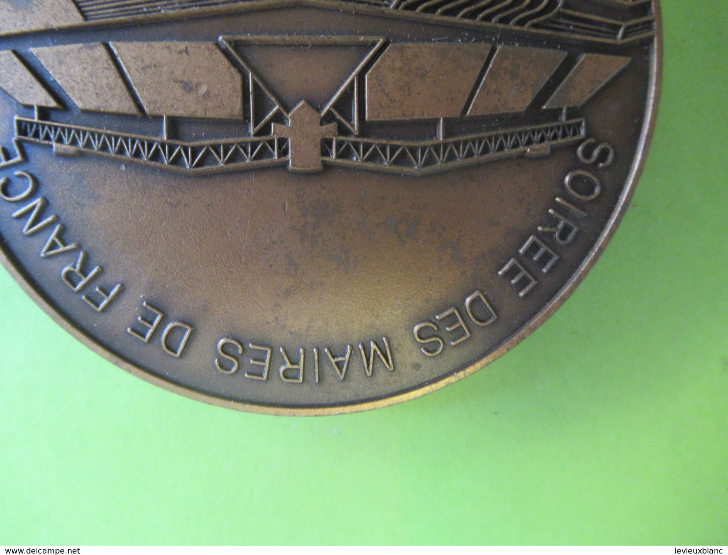 Médaille De Table Ancienne/RF/ Soirée Des Maires De France/Bronze /PARIS 28 Octobre 1987   MED405 - Professionals / Firms