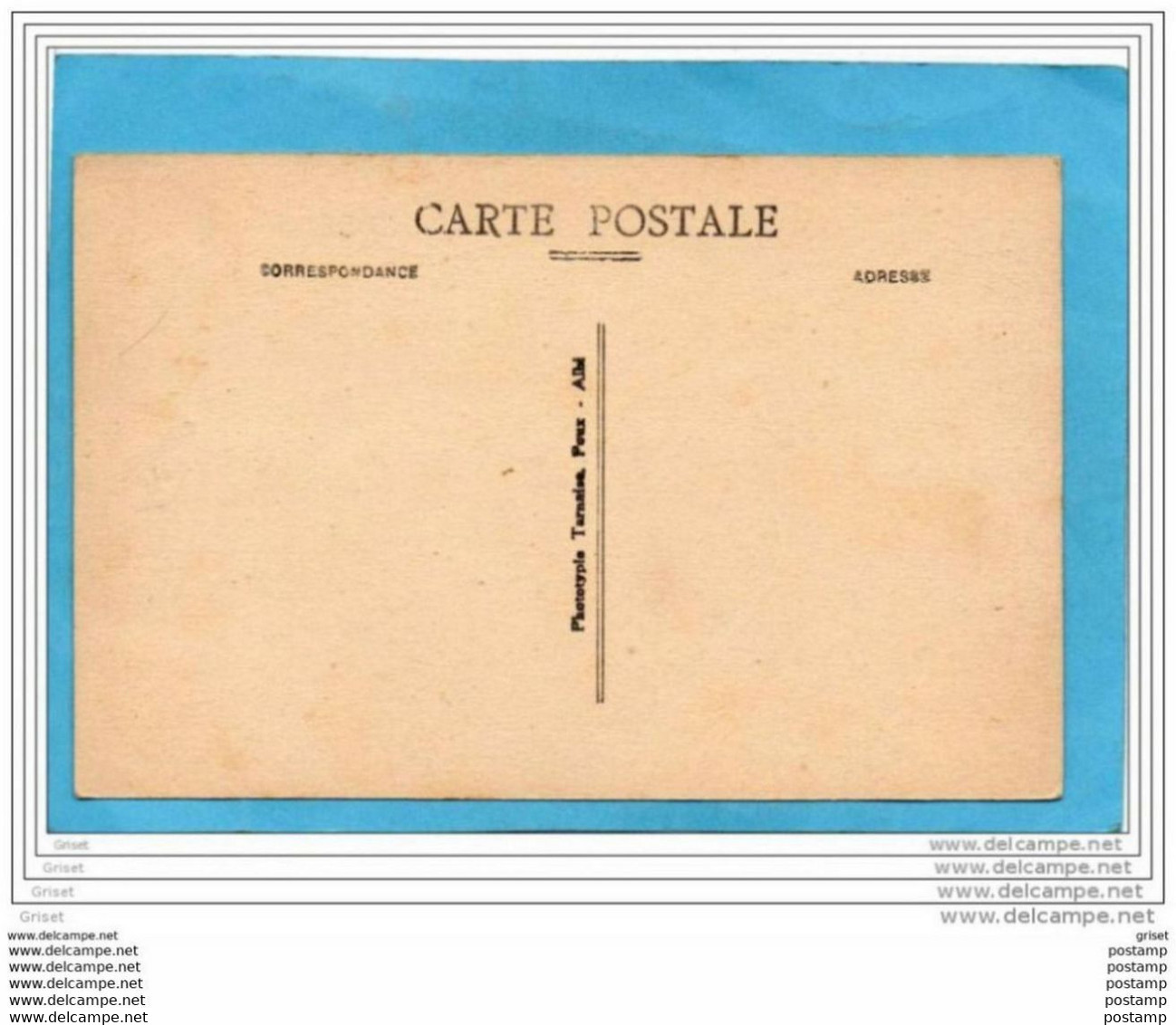 MONTCLAR DE QUERCY-la Gare -wagon Habité- Animé -femme Devant La Porte   Années 20-30- édition  Mme Verdeille-tabacs - Montclar De Quercy