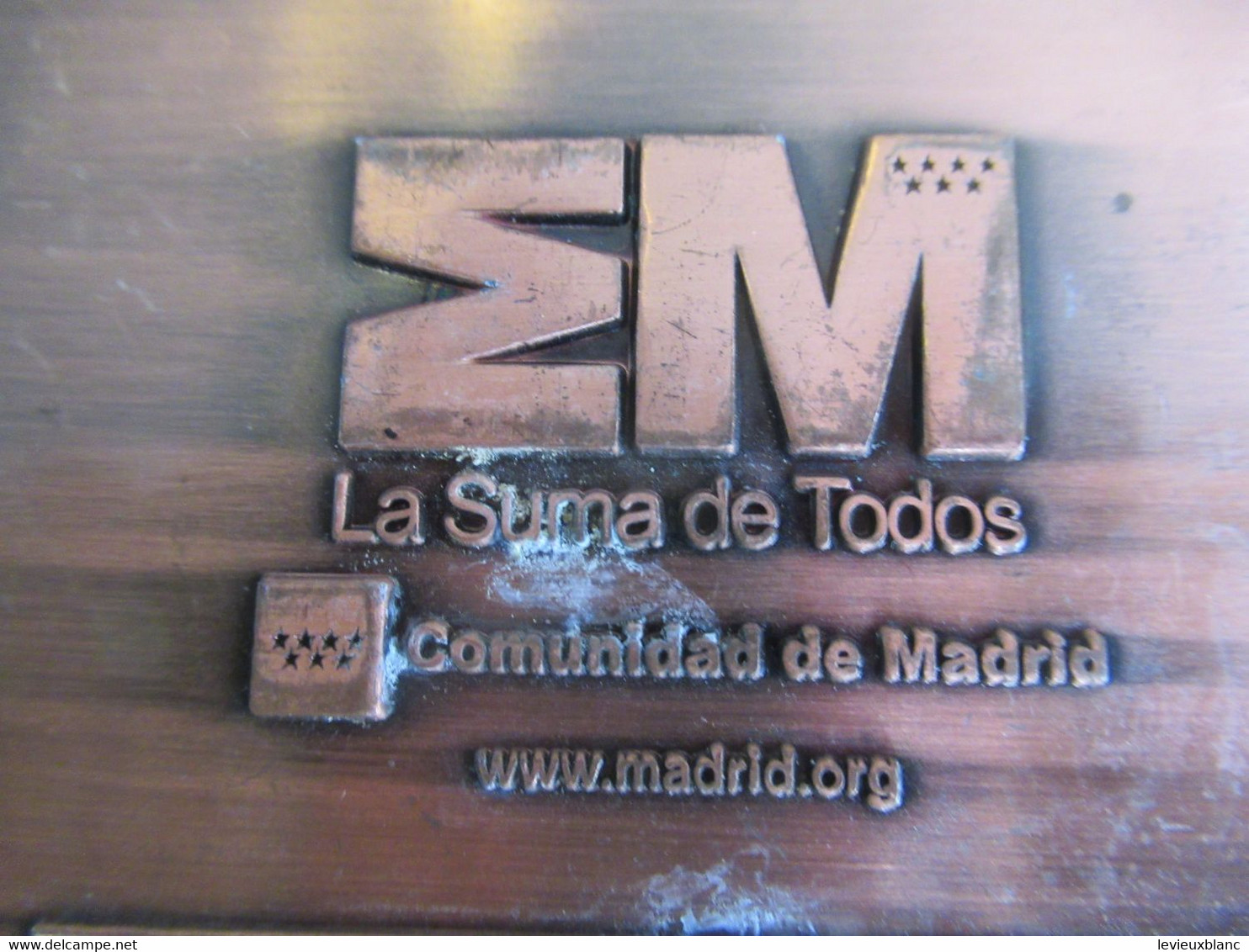 Médaille De MARATHON/ XXXIII MADRID Marathon/ 3M La Suma De Todos Comunidad De Madrid / 25 Avril 2010     SPO359 - Otros & Sin Clasificación