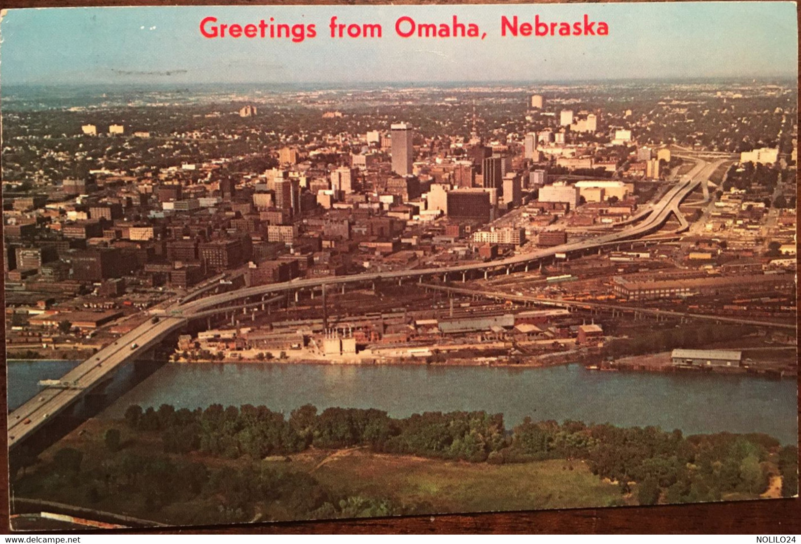 Cpsm écrite En 1980 Greetings From Omaha, Nebraska (Aerial Panorama Of Downtown -vue Aérienne, USA - Omaha