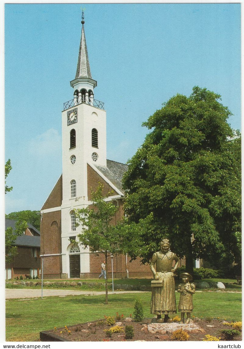 Odoorn - Ned. Herv. Kerk (anno 1926) - Op Voorgrond 'Otie En Kleinkind' - (Drenthe, Holland) - Odoorn