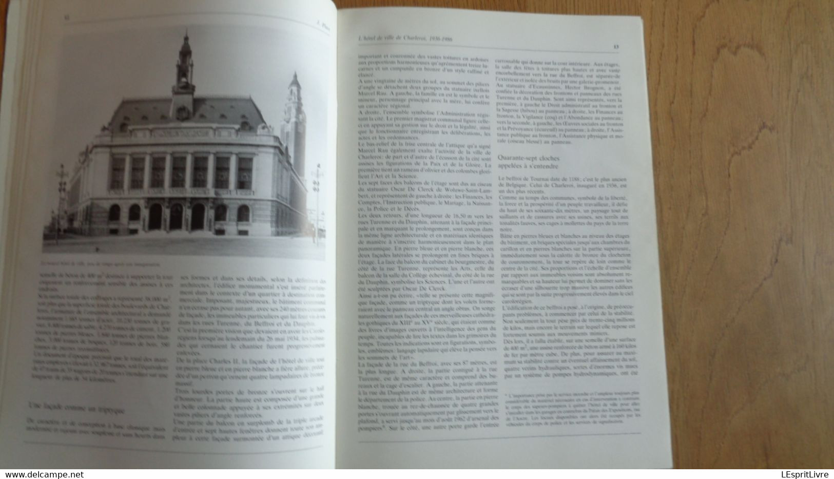 L' HOTEL DE VILLE DE CHARLEROI 1936 1986 Jean Place Régionalisme Hainaut  Histoire Architecture Carillon - Belgique