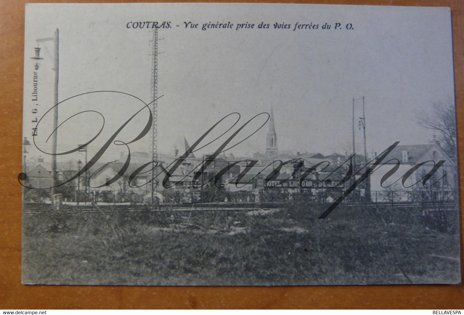 Coutrois Vue Générale Prise Des Voies Ferées Du P.O.(Hotel Du Lion D'Or- Chemin De Fer) - Autres & Non Classés