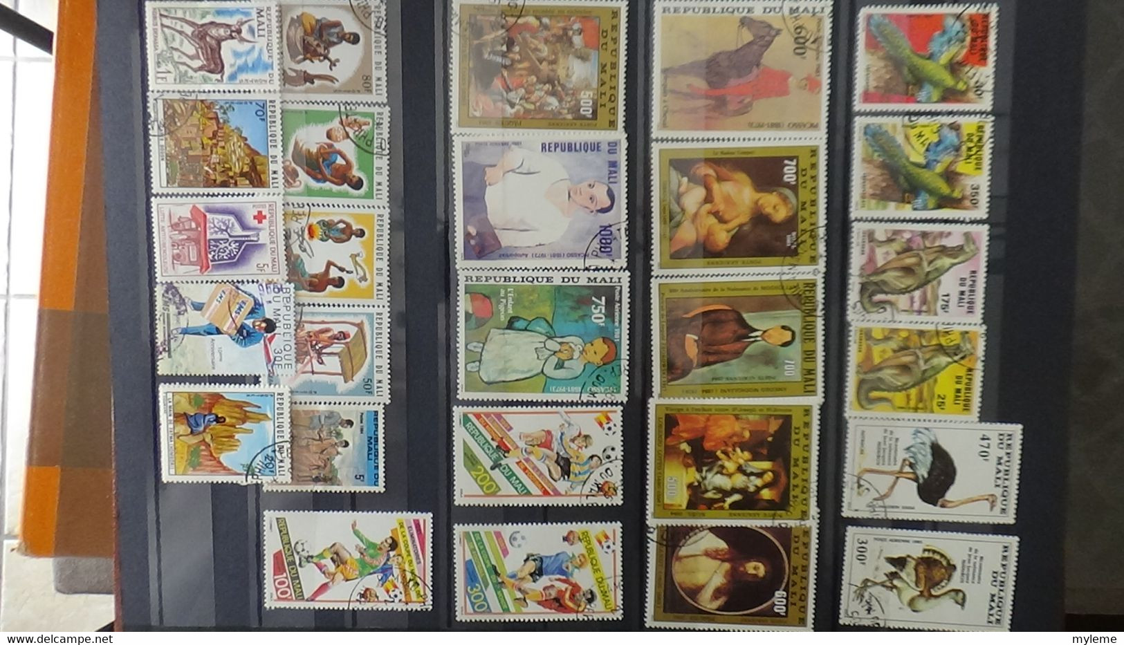 V101 Collection du Laos et autres en timbres oblitérés . A saisir!!!