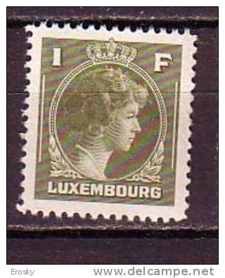 Q3046 - LUXEMBOURG Yv N°345 ** - 1944 Charlotte Rechtsprofil