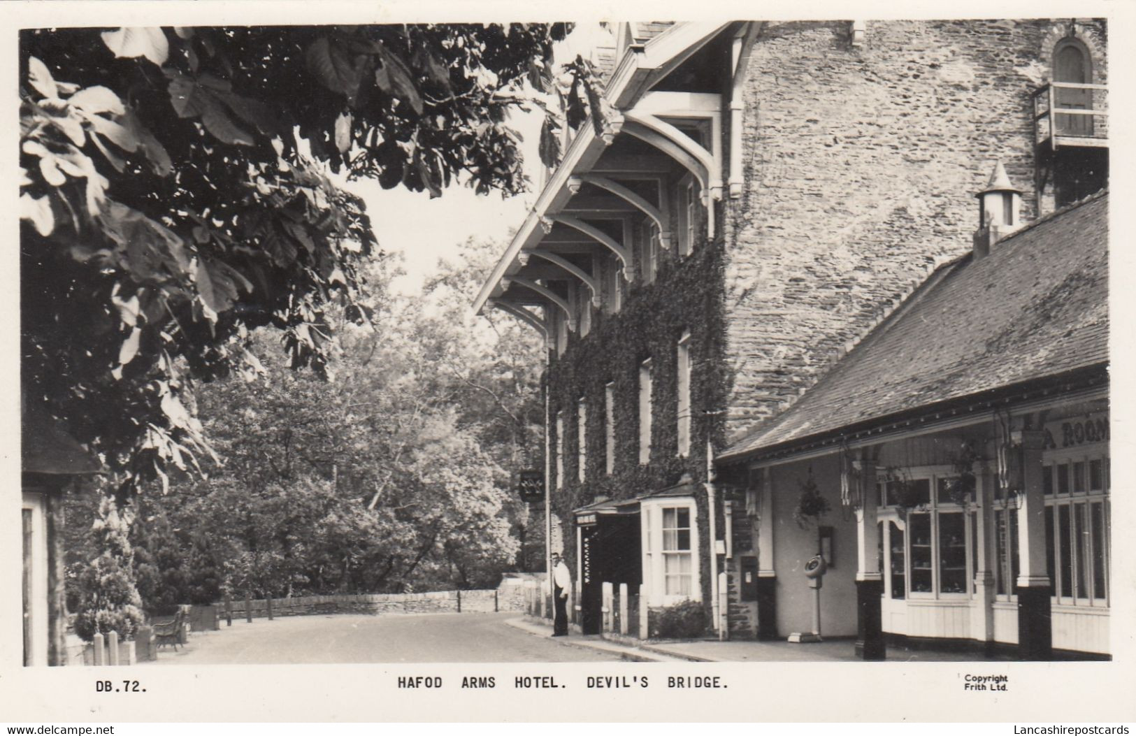 Postcard Hafod Arms Hotel Devil's Bridge Nr Aberystwyth  My Ref B14510MD - Cardiganshire