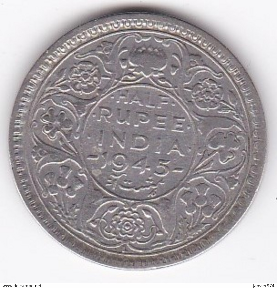 British India . Half Rupee 1945 L Lahore (Pakistan) . GEORGE VI . En Argent , KM# 552 - India