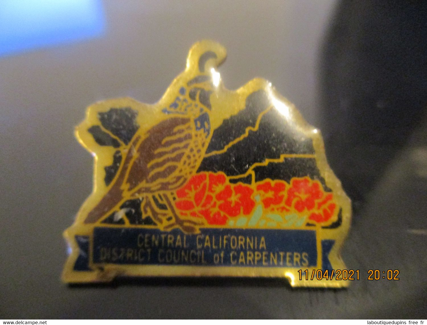 A0046 -- Pin's Central California -- Dernier Vendu 04/2019 - Villes