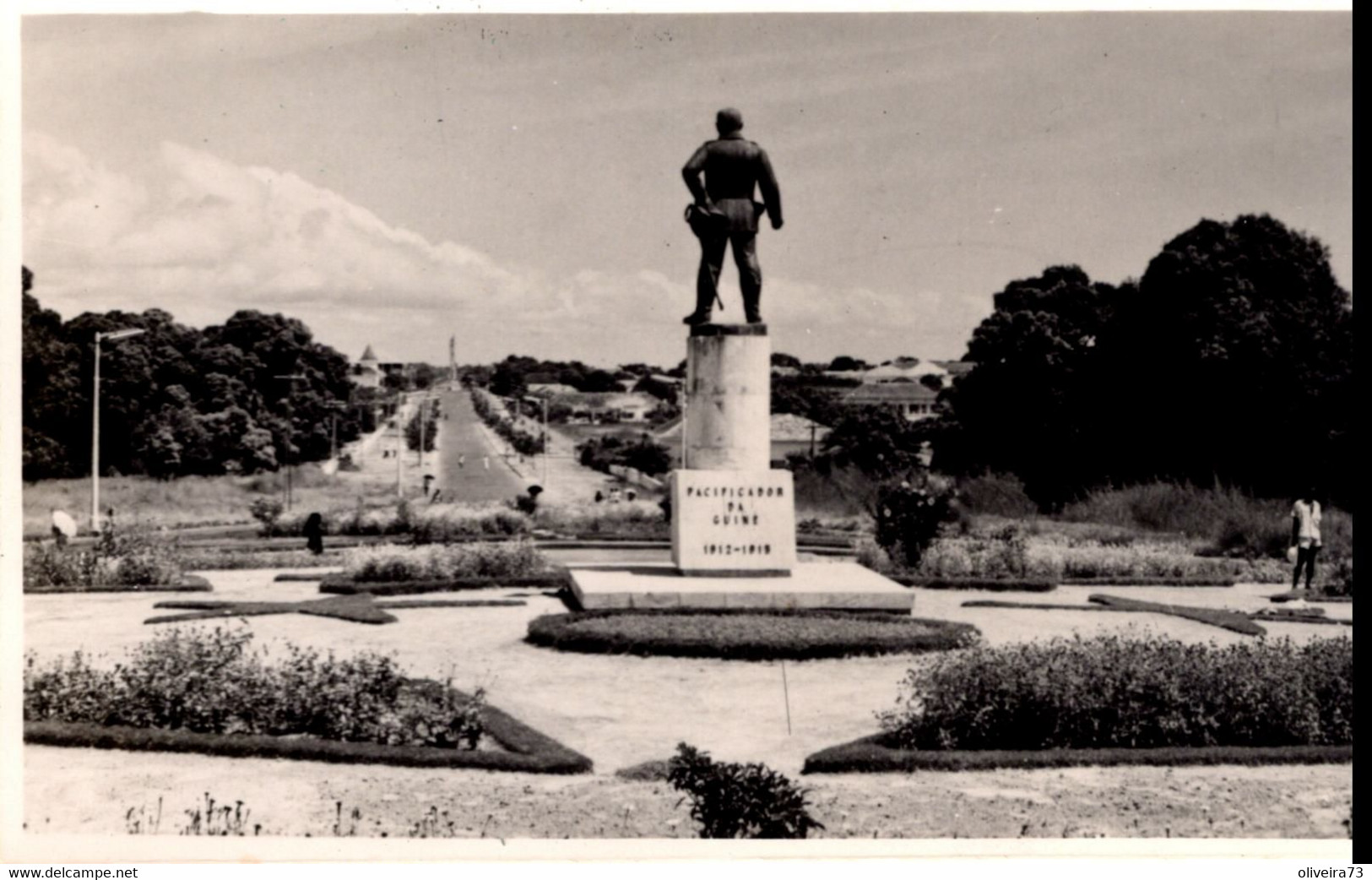 GUINÉ BISSAU - Monumento A Teixeira Pinto - Guinea-Bissau