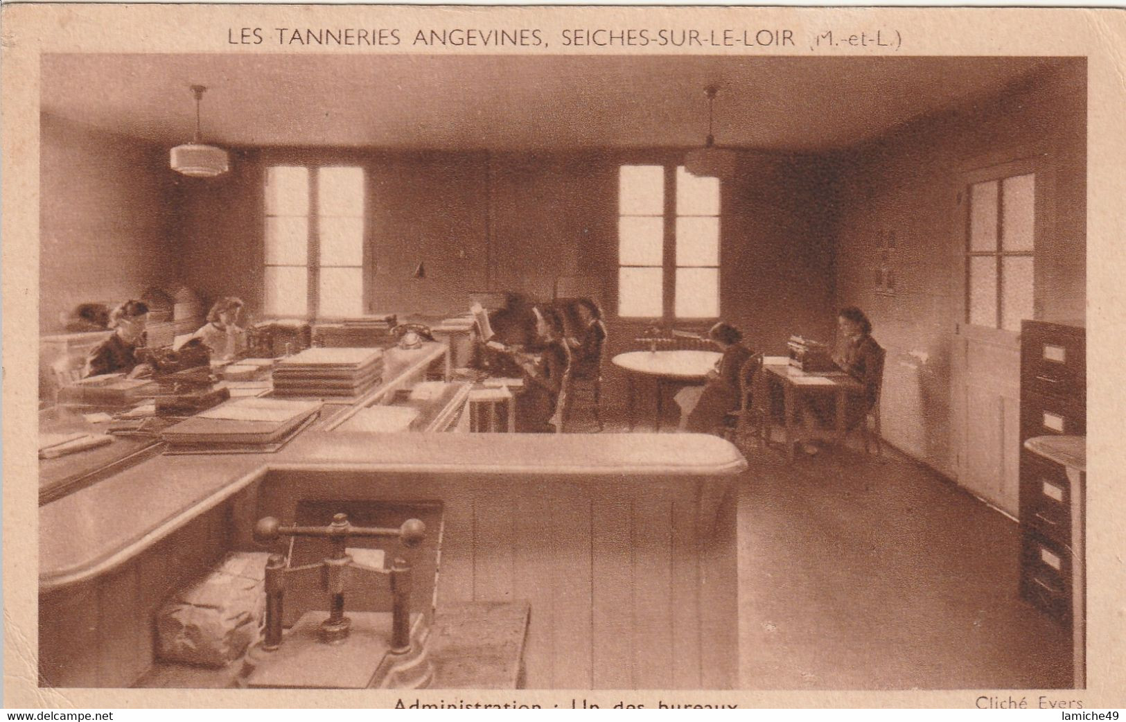 14 CPA   SEICHES SUR LE LOIR (M.-et-L.) Les tanneries angevines – une basserie ATELIER ....