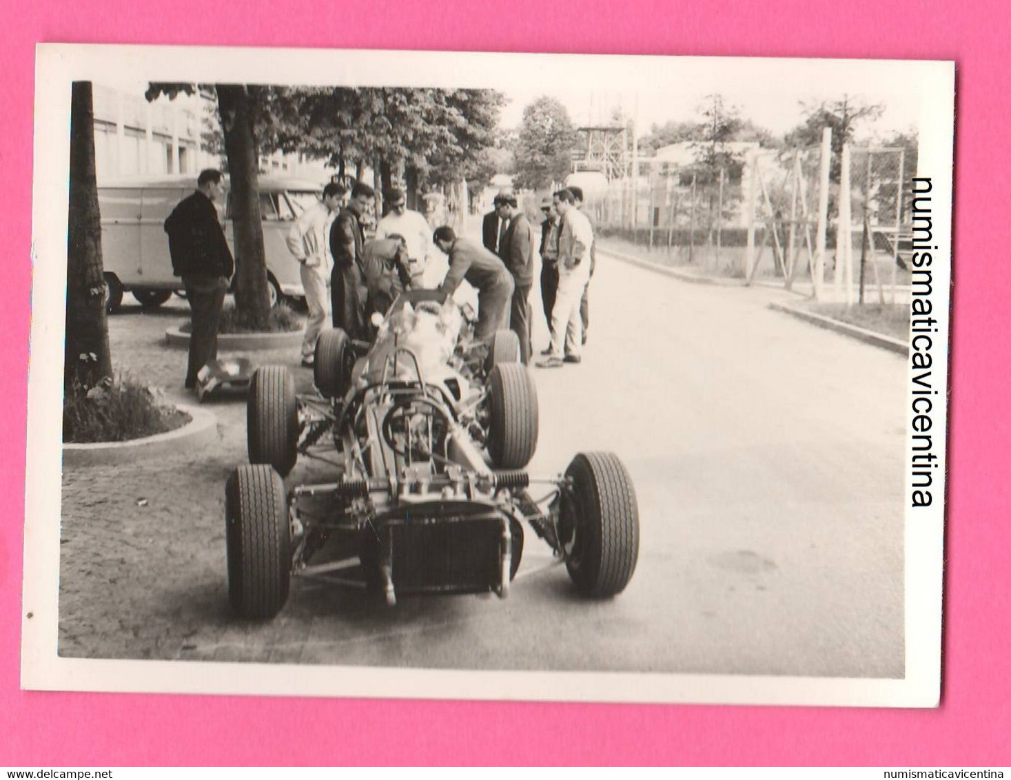 Autodromo Monza Ai Box Auto Corsa Automobiles Wagen Original Photo Benzine Mechanical Anni 60/70 - Automobili