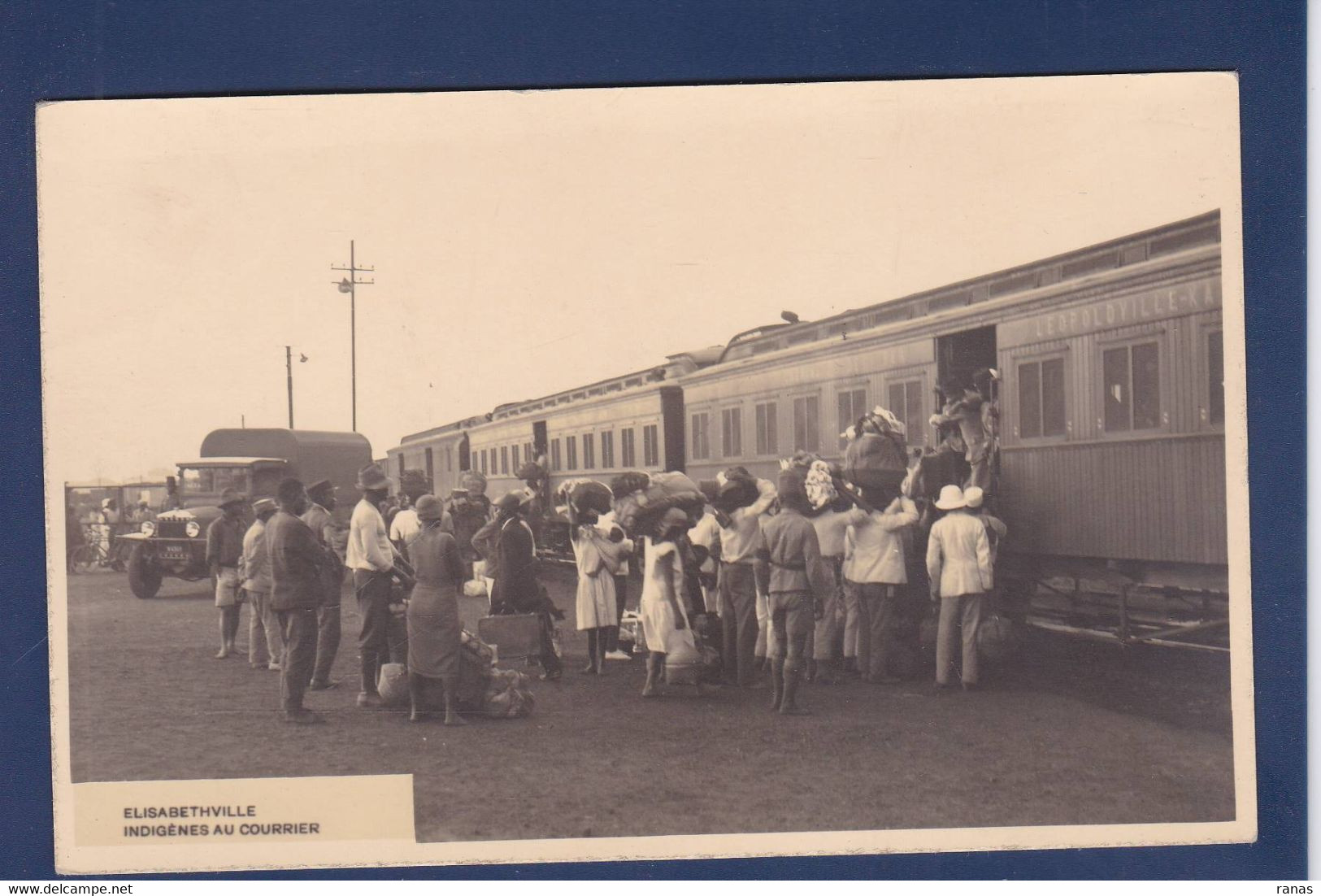 CPA Congo Belge Gare Train Chemin De Fer Elisabethville Carte Photo Non Circulé - Belgisch-Kongo