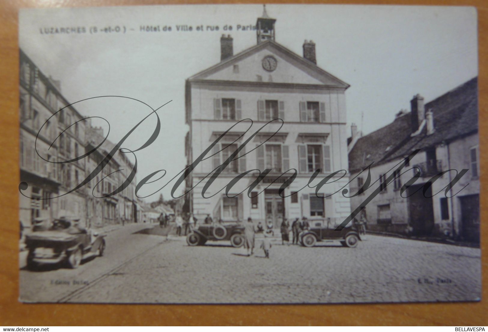 Luzarches Hôtel De Ville Et Rue De Paris. Marie. - Luzarches