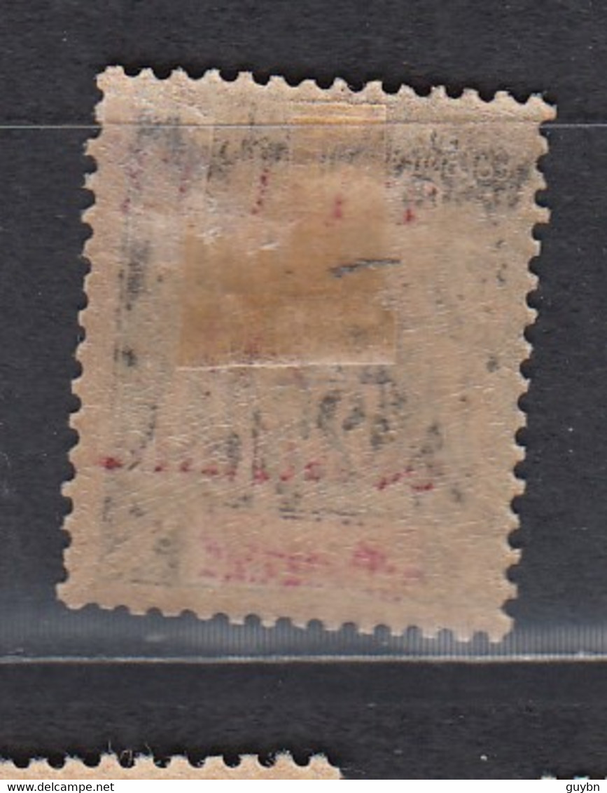 < Tahiti Y31 Timbre Groupe De L'Oceanie Surchargé Tahiti En Rouge 10 Sur 25 C  .. * Charnière .. Cote 11 € - Unused Stamps