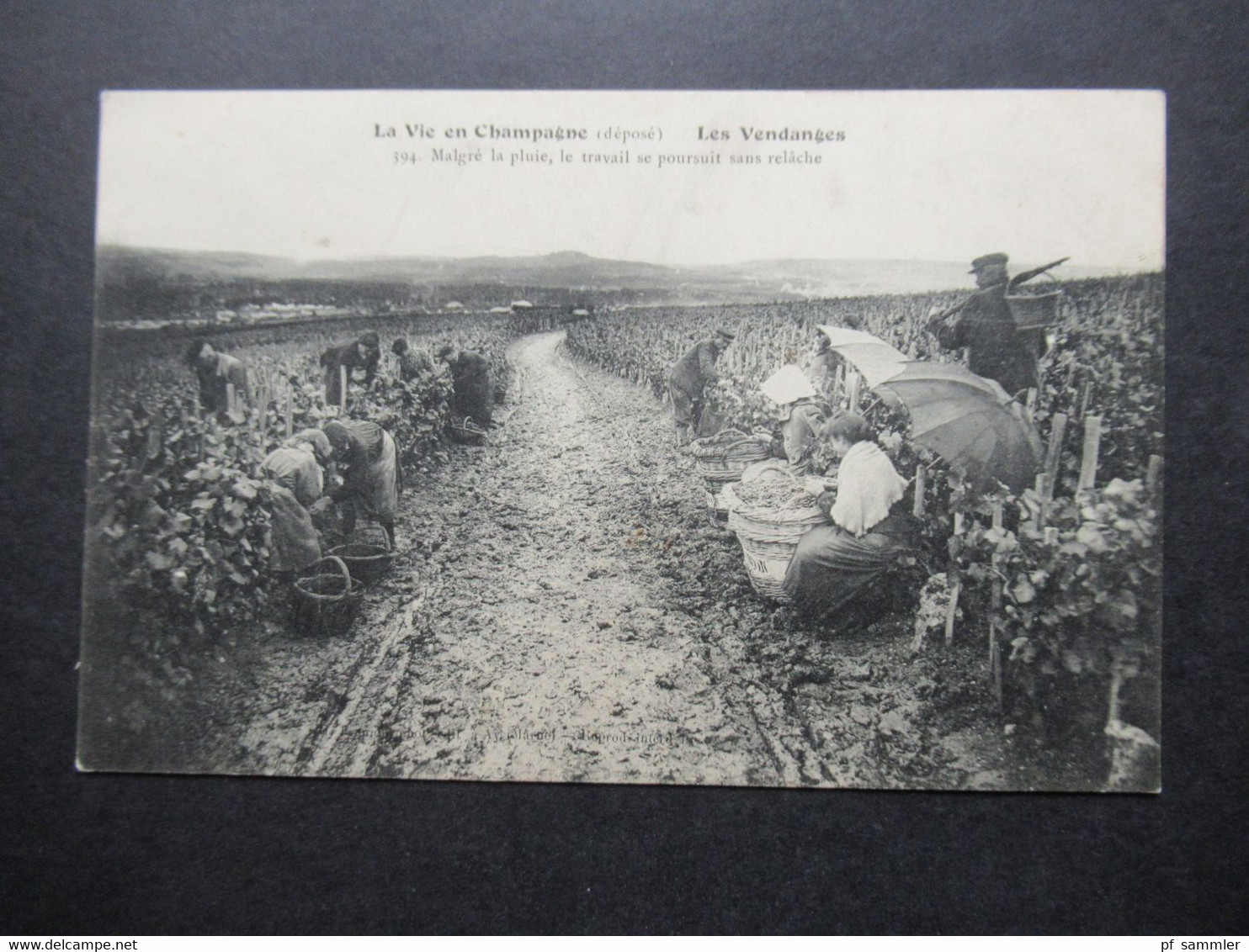 Frankreich AK Um 1910 La Vie En Champagne Les Vendanges / Weinlese Malgre La Pluie Sekt Champagner Moet Chandon - Wijnbouw