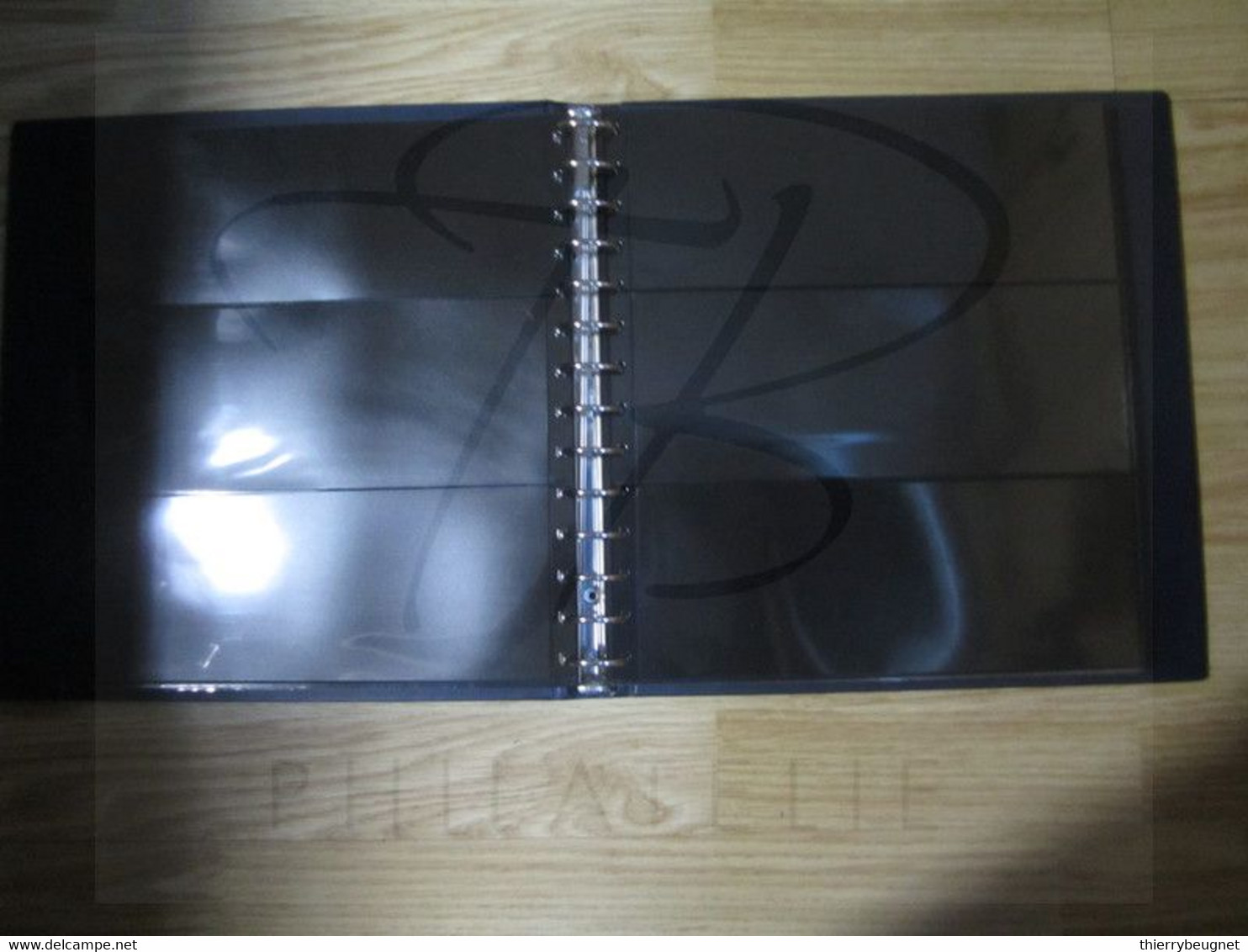 VEND ALBUM SAFE , BLEU , AVEC 20 FEUILLES !!! - Binders With Pages