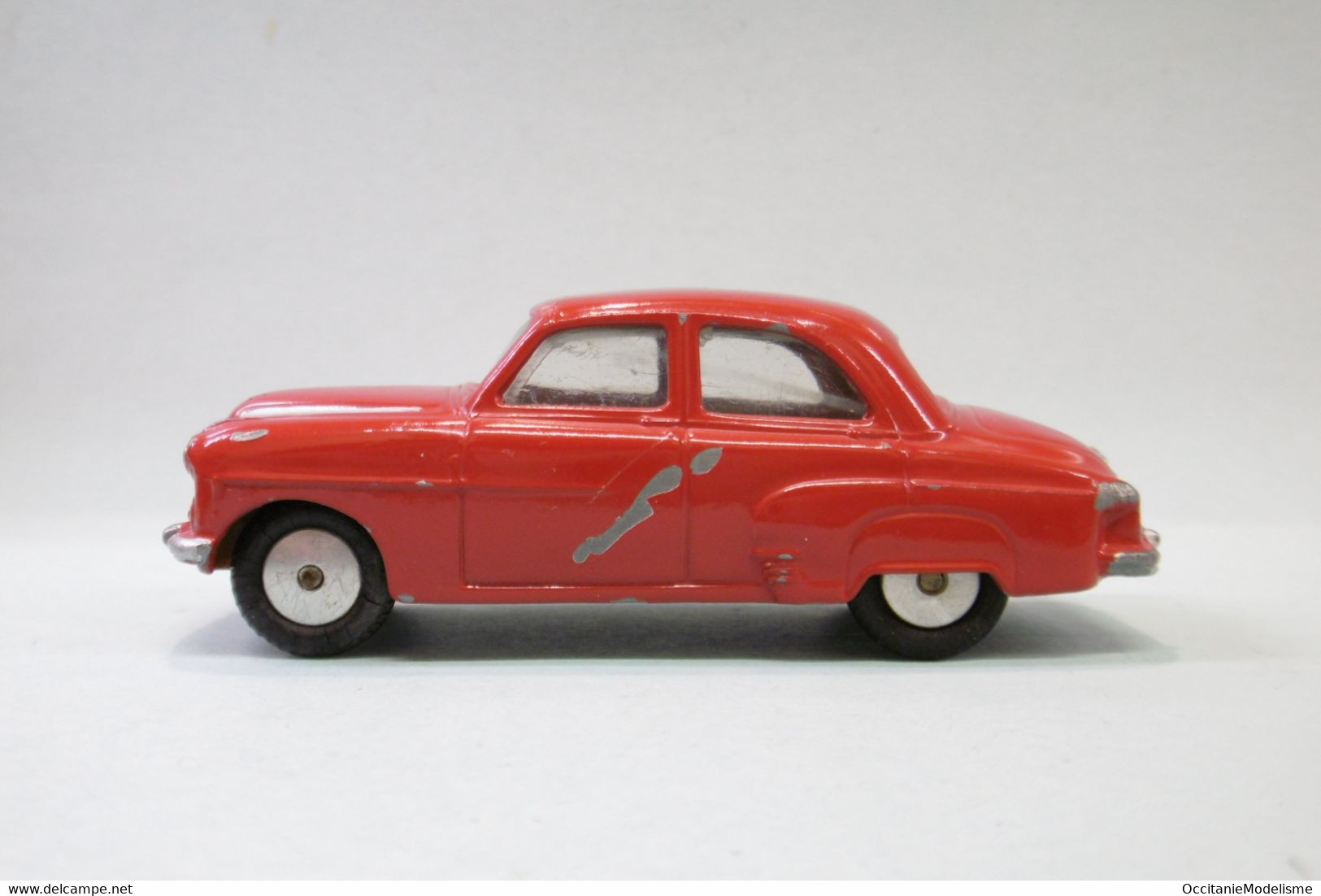 Corgi Toys - VAUXHALL VELOX Rouge Châssis Tôle Repeinte 1/43 - Corgi Toys