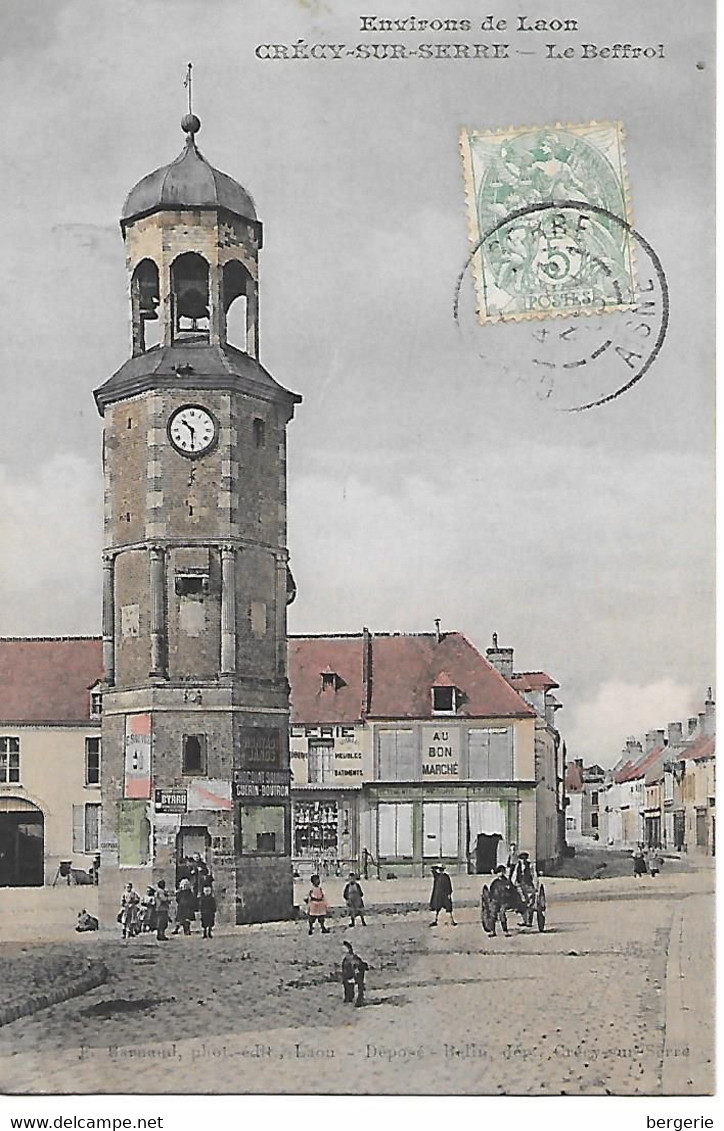 A/411                  02      Crécy Sur Serre         Place Du Beffroi   -  Magasin Au Bon Marché - Autres & Non Classés