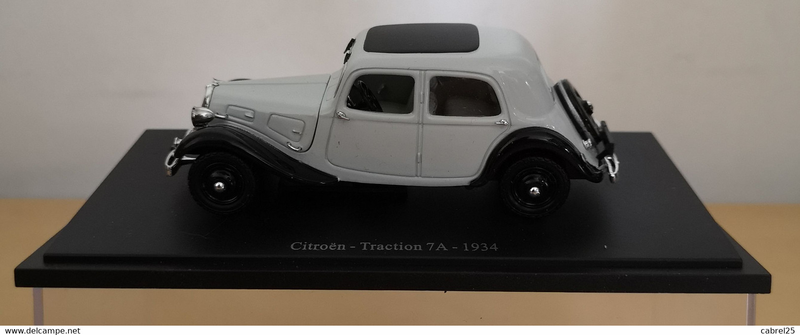 CITROEN Traction 7 A Gris Noir 1934  (1-43 Atlas) - Andere & Zonder Classificatie