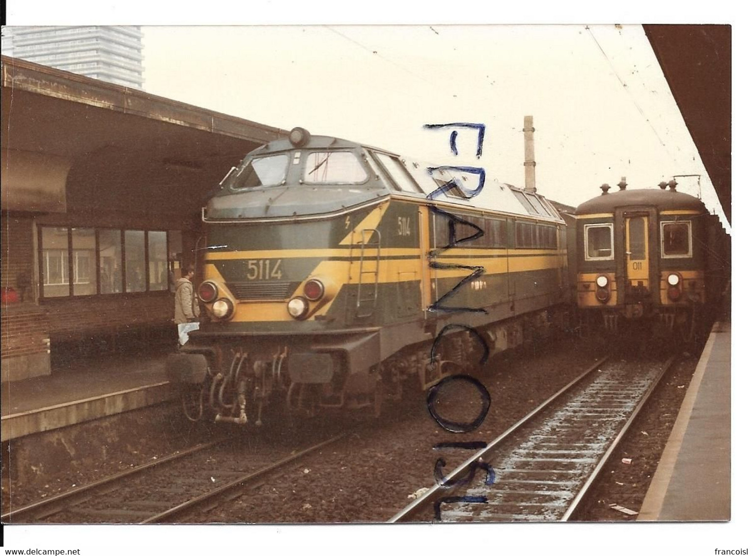 SNCB/ NMBS. La Locomotive 5114 Sur Le Départ à Bruxelles-Nord (?) - Trains