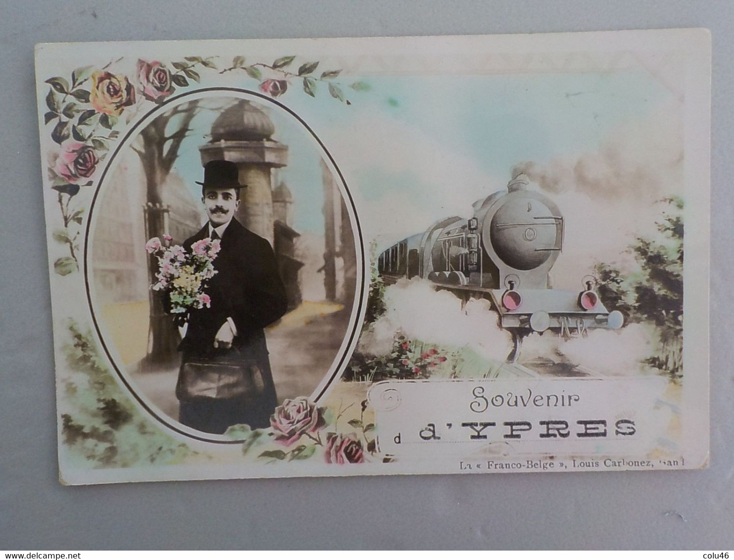 1910 CP Souvenir D' Ypres Ieper Locomotive Amoureux Avec Un Bouquet - Ieper