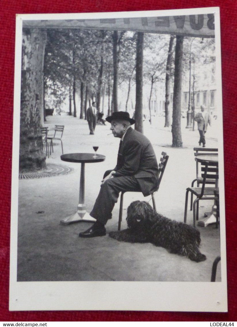 Robert Doisneau / Jacques Prévert / Quai D'Austerlitz / Paris 1955 - Doisneau