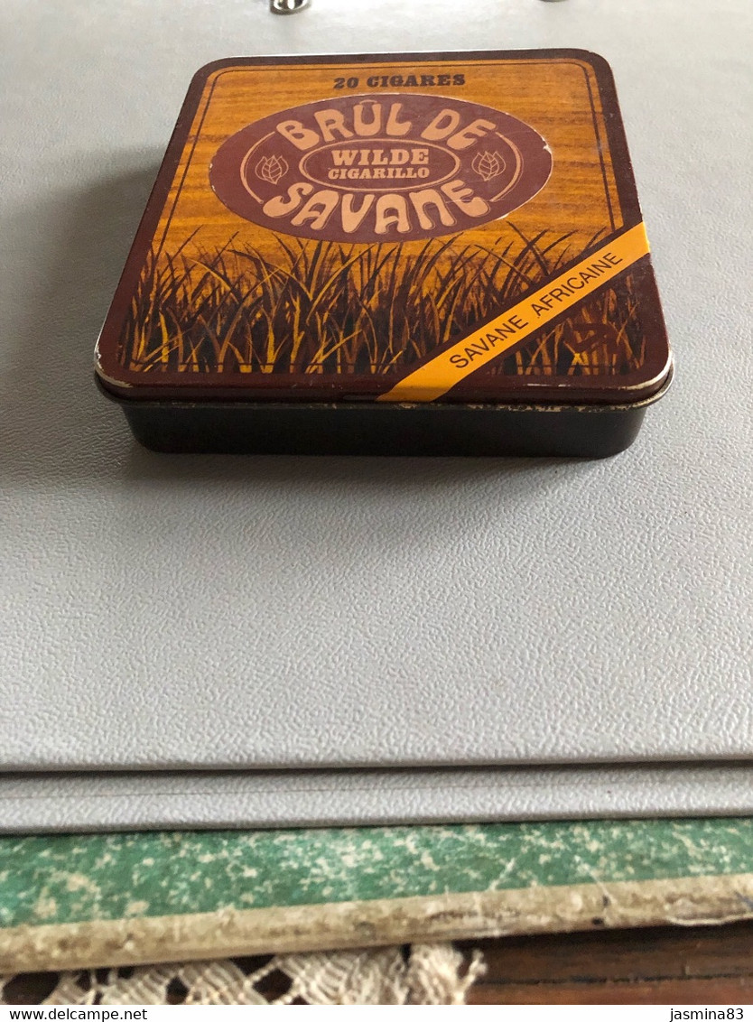 Boîte à Cigares Vide En Métal ‘Brul De Savane ‘ - Other & Unclassified