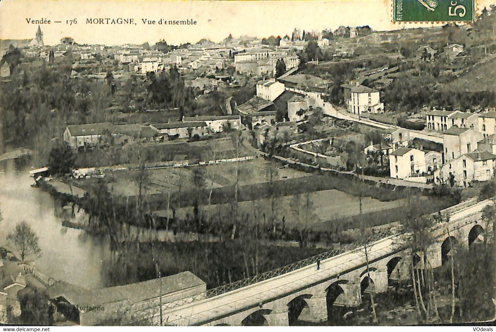 034 351 - CPA -  France (85) Vendée - Mortagne - Vue D'ensemble - Mortagne Sur Sevre