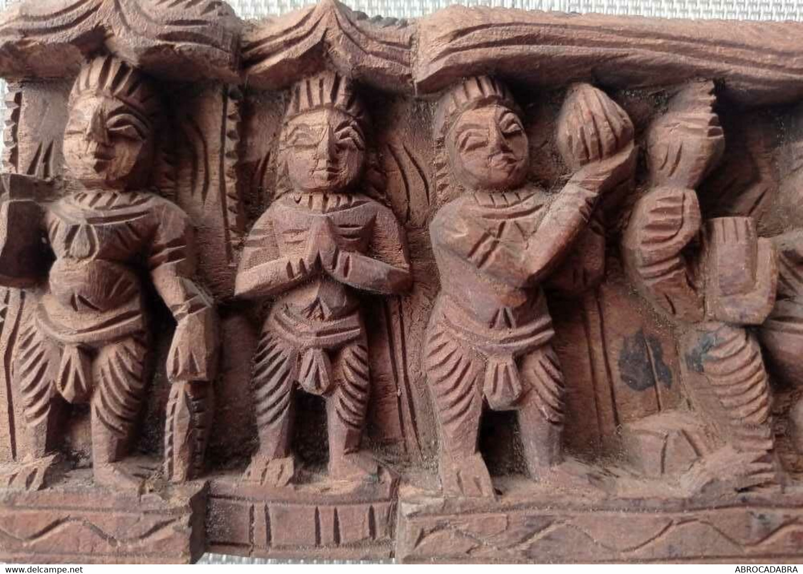 Très Joli Panneau Sculpté Sur Bois - Scène Religieuse Indienne - Wood