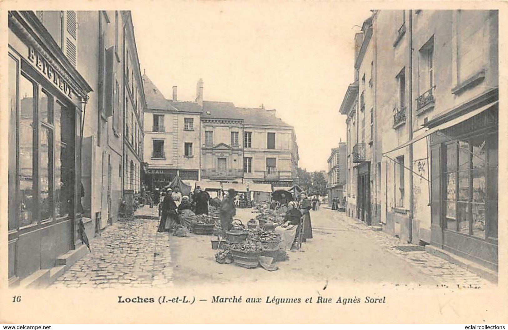 Loches         37       Marché Aux Légumes Et Rue Agnès Sorel        (scan) - Loches