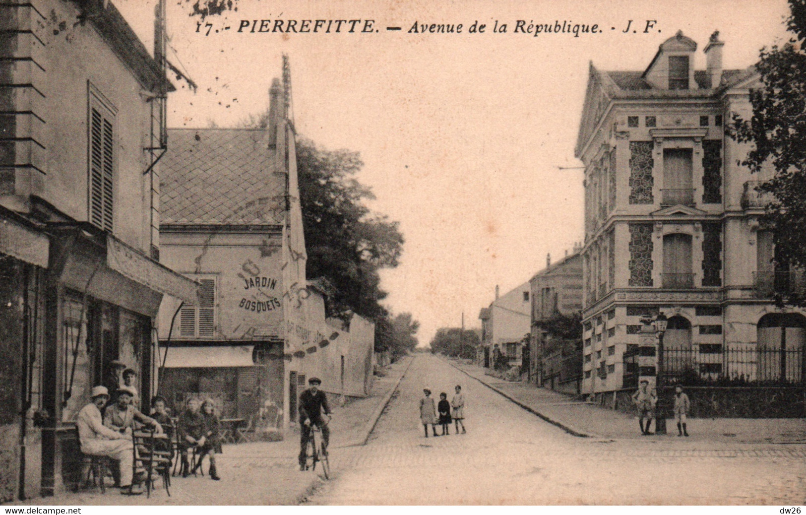 Pierrefitte-sur-Seine (93) Avenue De La République - Belle Animation Devant Le Café - Carte J.F. N° 17 - Pierrefitte Sur Seine