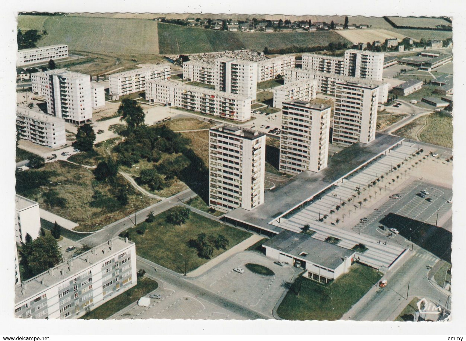 76 - MONT-SAINT-AIGNAN -  VUE AÉRIENNE SUR LES ALENTOURS DES PARCS CAILLY ET DE LA DURDANT  - CPSM DENTELÉE - - Mont Saint Aignan