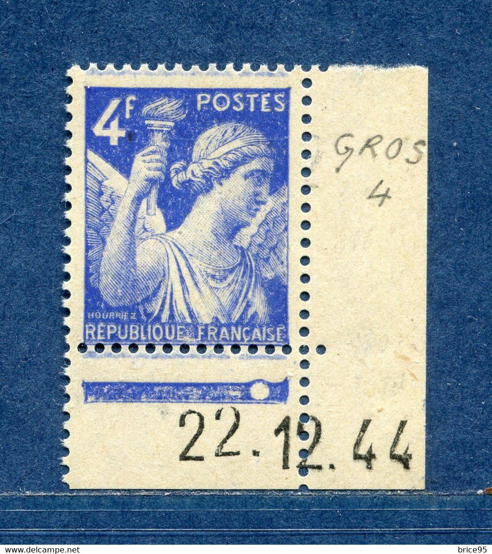 ⭐ France - Variété - YT N° 656 - Couleurs - Pétouilles - Gros 4 - Neuf Sans Charnière - 1944 ⭐ - Neufs