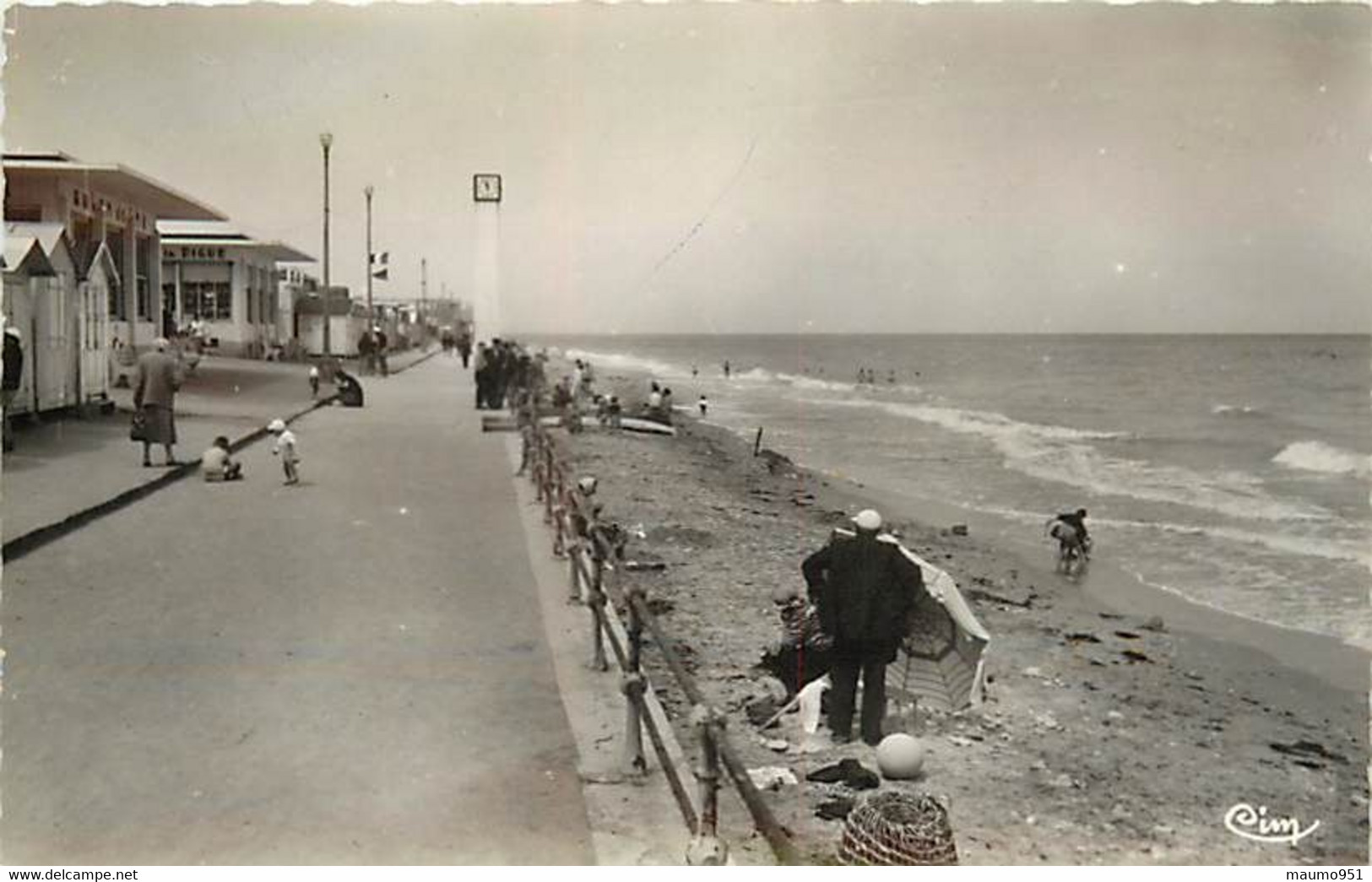 14 LUC SUR MER - La  Plage A Marée Basse - Luc Sur Mer